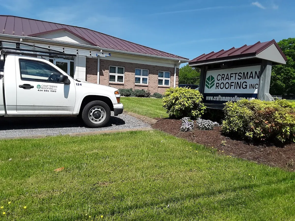 Quality Roof Replacement by experienced craftsmen in River Oaks